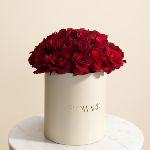 Charbonnel et Walker Rose and Violet Creams Chocolate Box | Blooming Red Roses Box