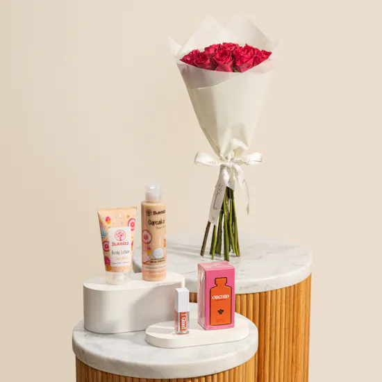 Bubblzz × Floward Bloom and Glow Exclusive Pouch | Warm Flower Bouquet