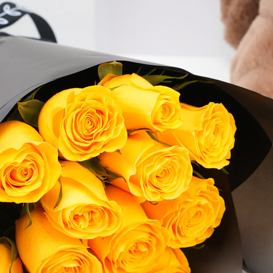 Floward Plush Bear with 12 Yellow Roses Bouquet 3