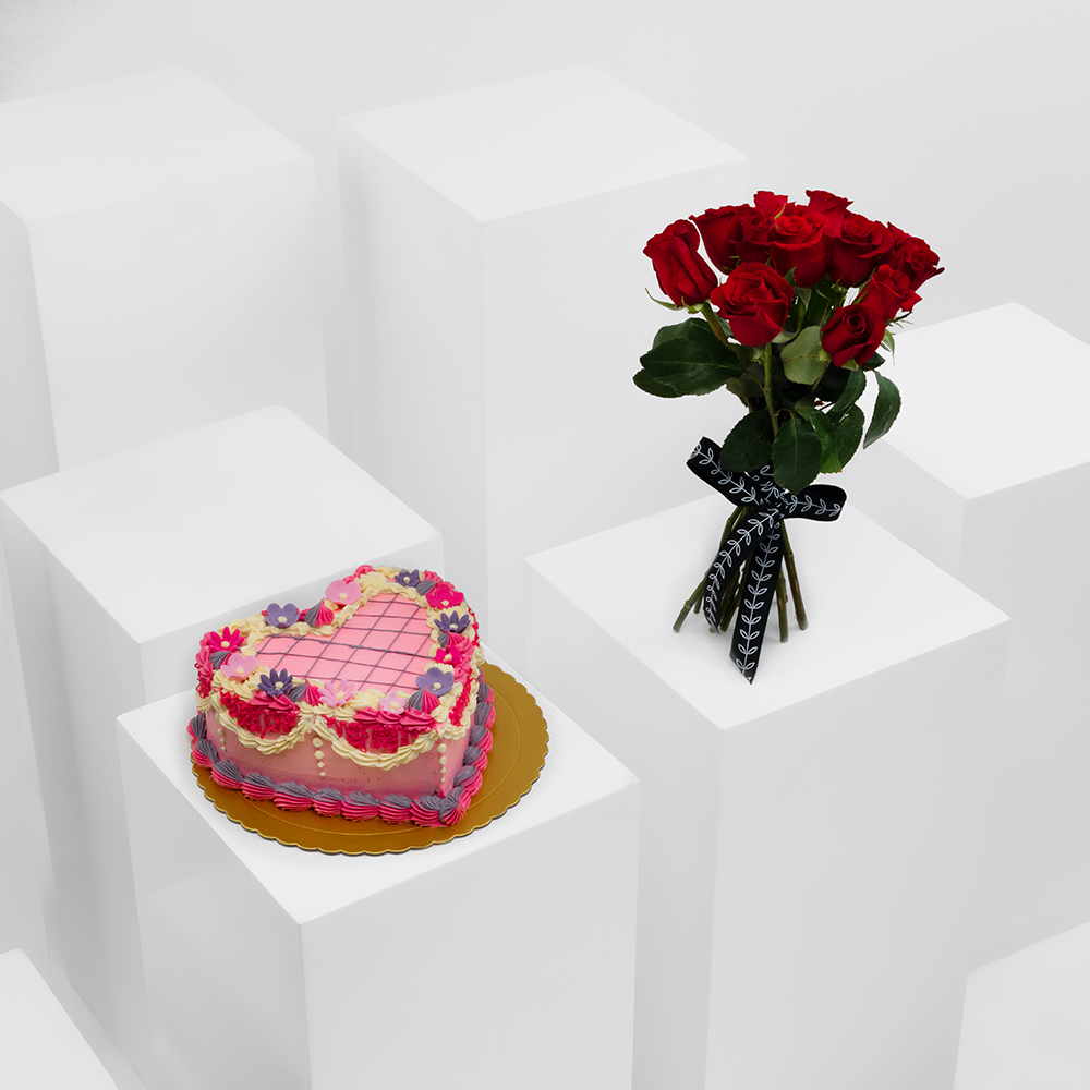 Caramel Heart  Cake & 12 Red Roses