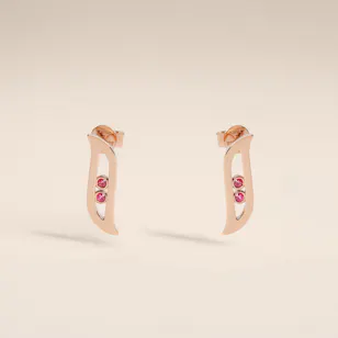 أقراط ألف بريليانس من الذهب الوردي والياقوت الأحمر من داماس