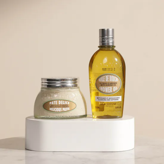 L'Occitane Almond Exfoliating Gift Set