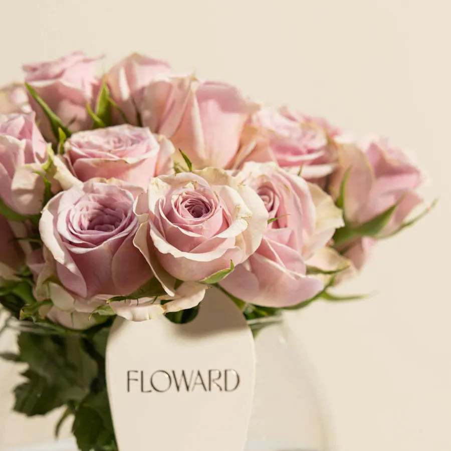 Purple Aura Roses Vase 4