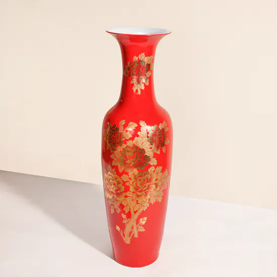 Red Luxurious Pattern Ceramic Vase