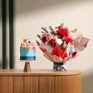 Floward  Back to School Cake | Unique Flowers Bouquet 