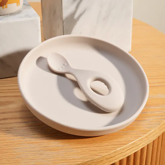 Peek A Boo Liewood Vivi Silicone Safari Tableware Set