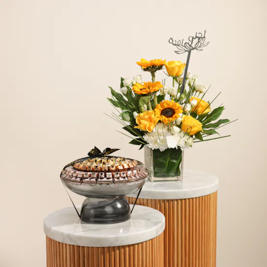 Abucci Chocolate Round Tray | Cheerful Recovery Flower Vase