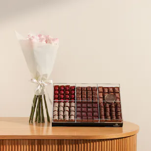Rhône Elegant Medium Chocolate Tray | Delicate Flowers Rhône Elegant Medium Chocolate Tray | Delicate Flowers