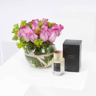  Azhar Hubail Fragrance with Soft Roses Vase 