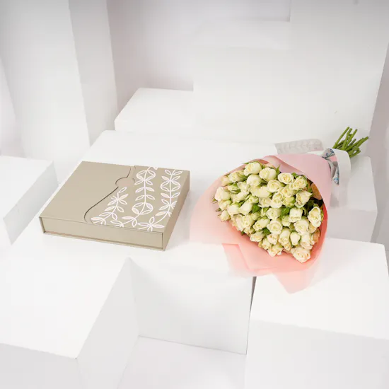 Floward Caramel Chocolate Box | Baby Roses Bouquet