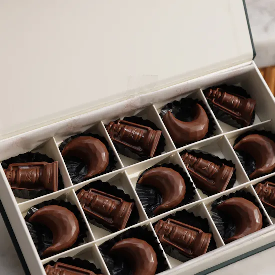 Floward Essence of Joy Chocolate Box | Wishes Radiant Flower Bouquet