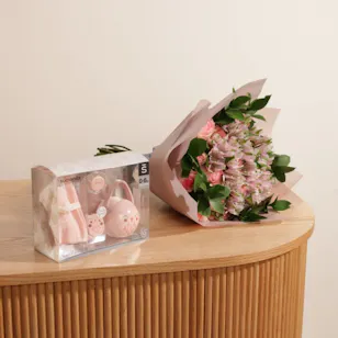 Suavinex Baby Born Set | Beautiful Flowers Bouquet