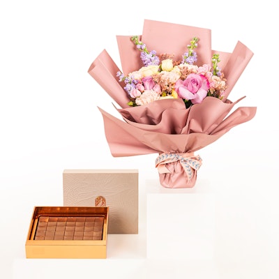 Fahda Classic Caramel Big Box | Flowers
