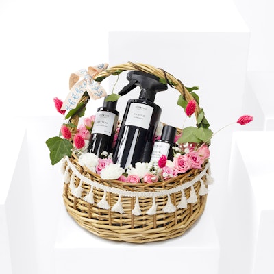 Mubkhar Gifts Basket | Flowers