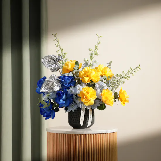 Sapphire Glow Flower Vase