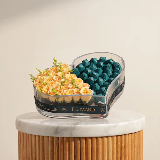 Floward Sweet Moments Chocolate and Flower Heart Vase
