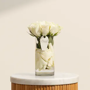 Magic Love White Roses Vase Magic Love White Roses Vase