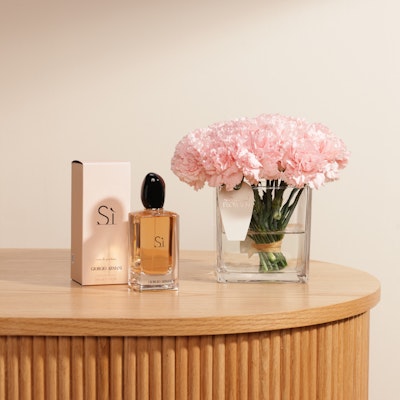 Luxurious Perfume | Delicate Carnation