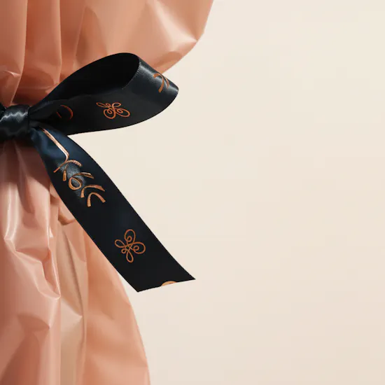 Levo Luxury Chocolate Box | Joyful Flowers Bouquet