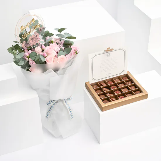 Levo Chocolate Box | Wedding Blooms