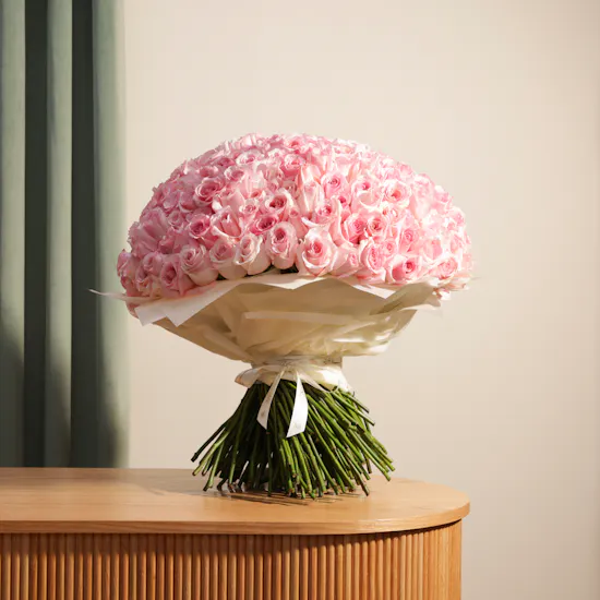 Pink Rose Bouquet | 250 Flowers