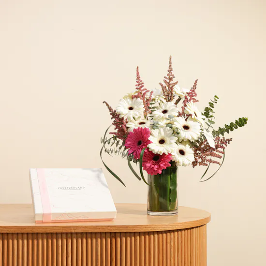 Sweetzerland Luxury Chocolate Box | Stunning Flowers Vase