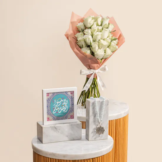 Blessed Reflections Gift Set | Graceful Flower Bouquet