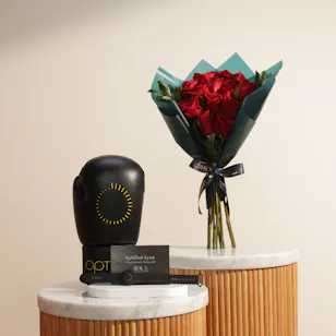 Optimo Membership Voucher and Original Gloves | The Language of Love Roses Bouquet