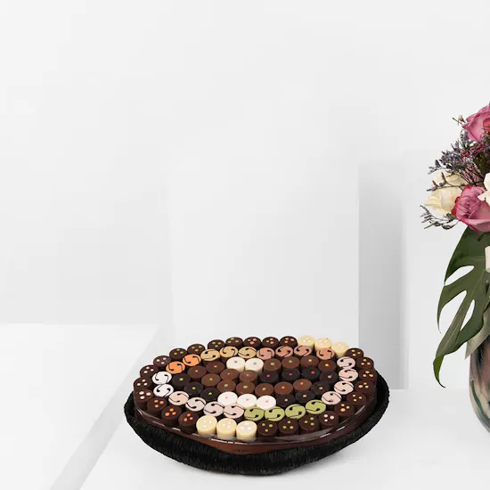 More Chocolate Delizia Nero Tray | The Royal Vase
