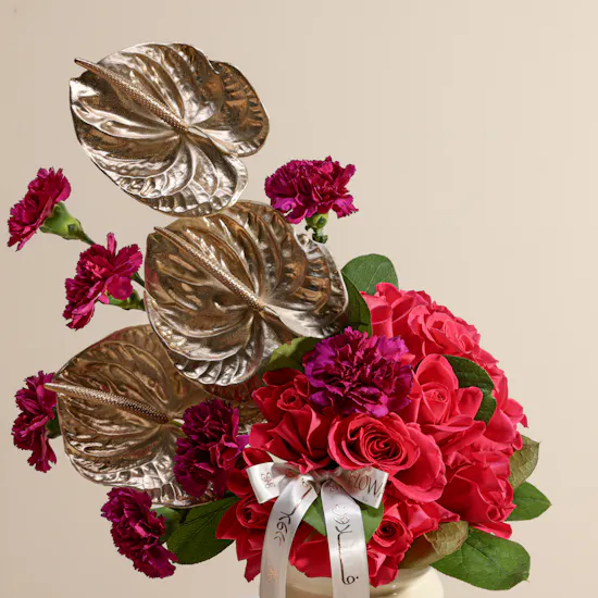 Petal Glow Flowers Vase