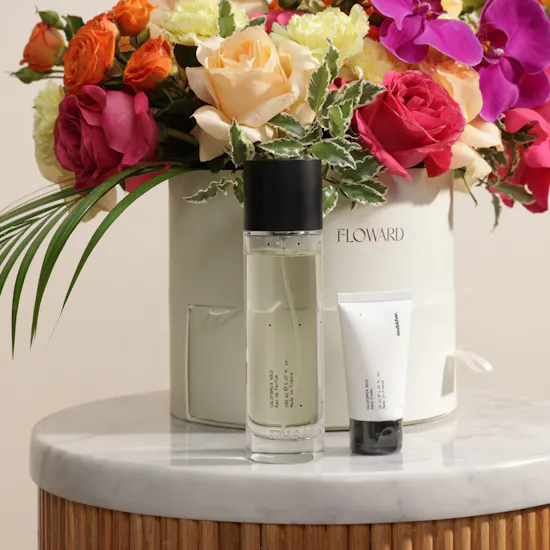 جمال يحكى و عطر يدوم من مبخر