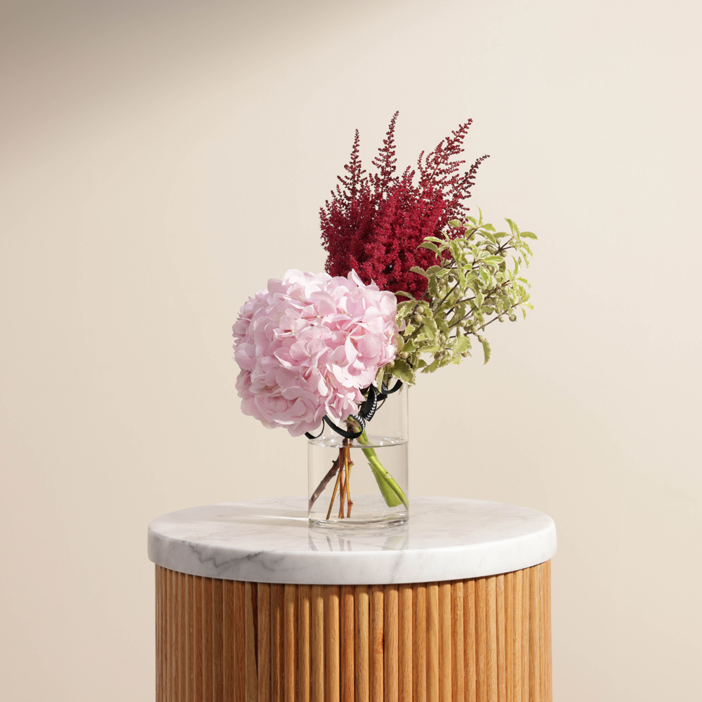 Hydrangea & Astilbe | Glass Vase