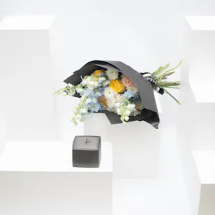 Zayan Classic Sliver Medium Bangle | Sunlit Serenity Bouquet Zayan Classic Sliver Medium Bangle | Sunlit Serenity Bouquet