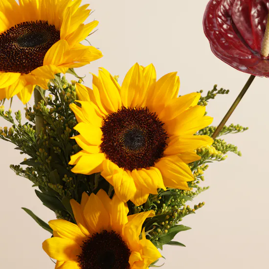 Golden Aura Flower Vase