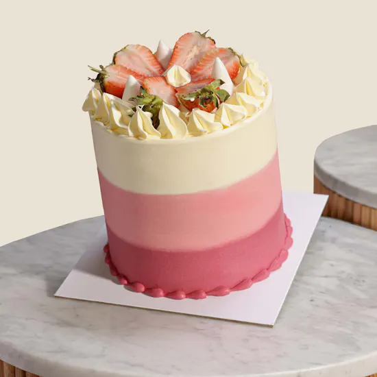Floward Indulgent Cake | Happy Hearts Flower Vase
