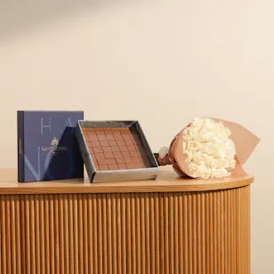 Hanoverian Chocolate Box | Sparkling Flowers Bouquet Hanoverian Chocolate Box | Sparkling Flowers Bouquet