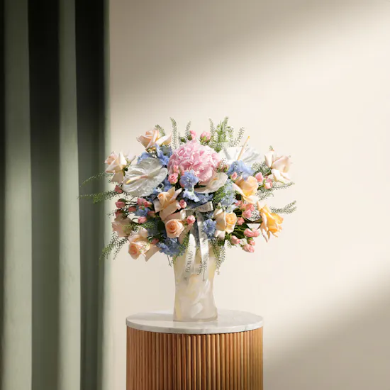 Modern Romance Flowers Vase