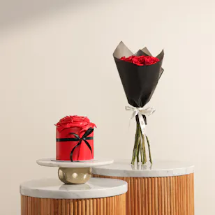 Cle Bakery Scarlet Bloom Cake | Classical Red Roses Bouquet