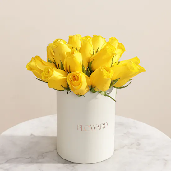 Lelido Yellow and White Rose Candle Bouquet | A Beautiful Pause Flower