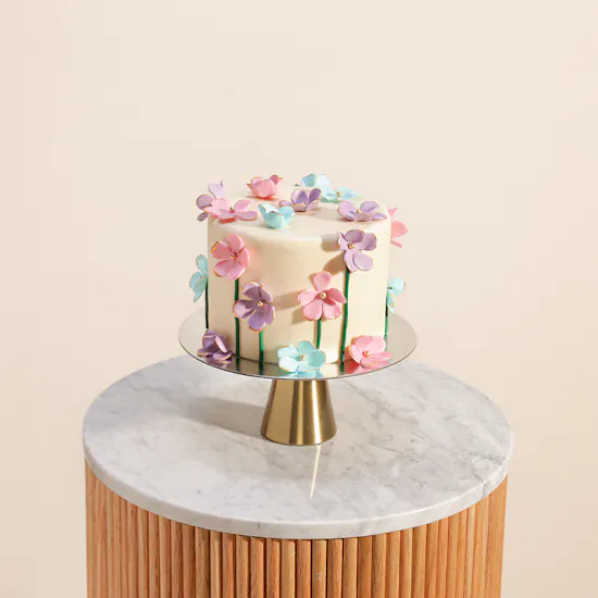 Floward Floral Elegance Cake
