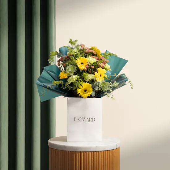 Soft Radiance Flowers Bouquet