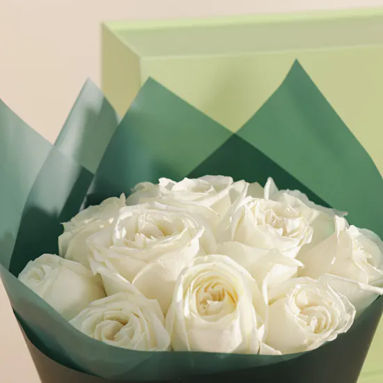 Milli Molten Cookie Dipper Cake | Velvet Glow Flower Bouquet