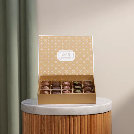 Linne Omani Chocolate Box | 20 Pieces
