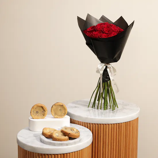 Cheese Cloud Cookies Box | Elegant Roses Bouquet