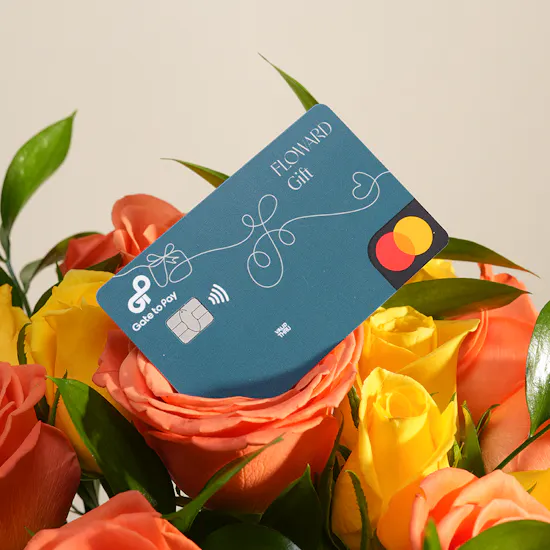 Floward Card | Golden Celebration Flower Vase