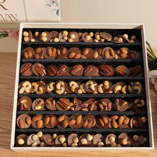 Revan Chocolate Nuts Box