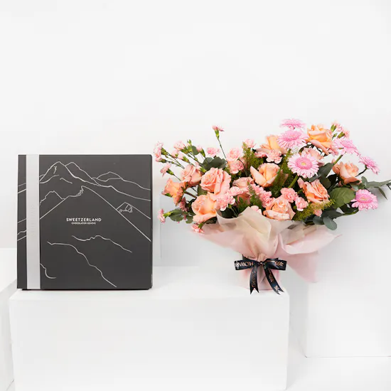 Sweetzerland Chocolate Box 2.035 kg | Roses