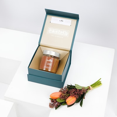 Miraq Honey with Flower Bouquet
