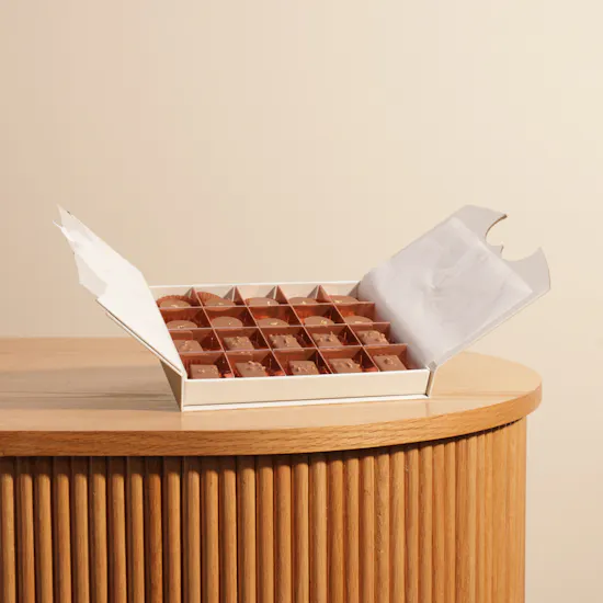 Floward Small Chocolate Box