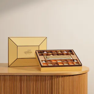 Godiva Ultimate Collection Chocolates Box Godiva Ultimate Collection Chocolates Box